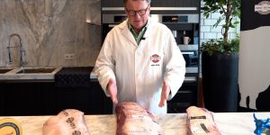 mikel pouw over black angus vlees