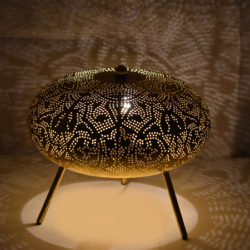 Oosterse tafellamp | Arabisch filigrain | Metaal | Gaatjes lamp | Oosterse sfeerverlichting | zwart goud | Marokkaanse lampen