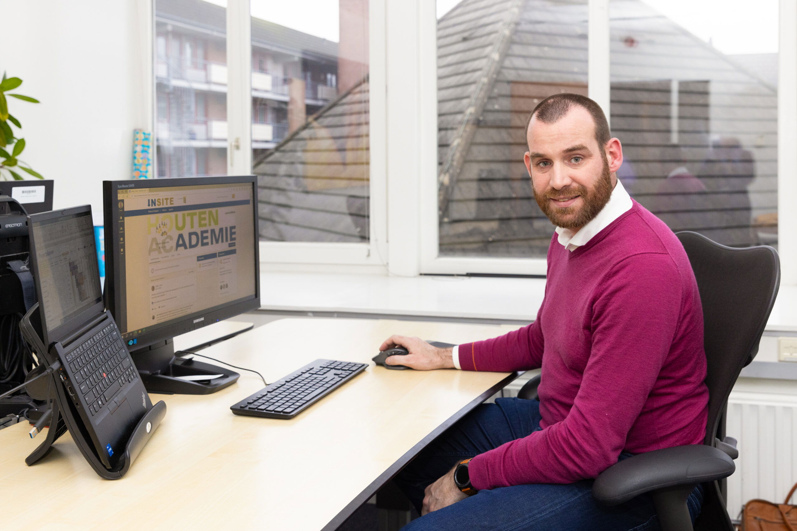 FI Vacature Controller